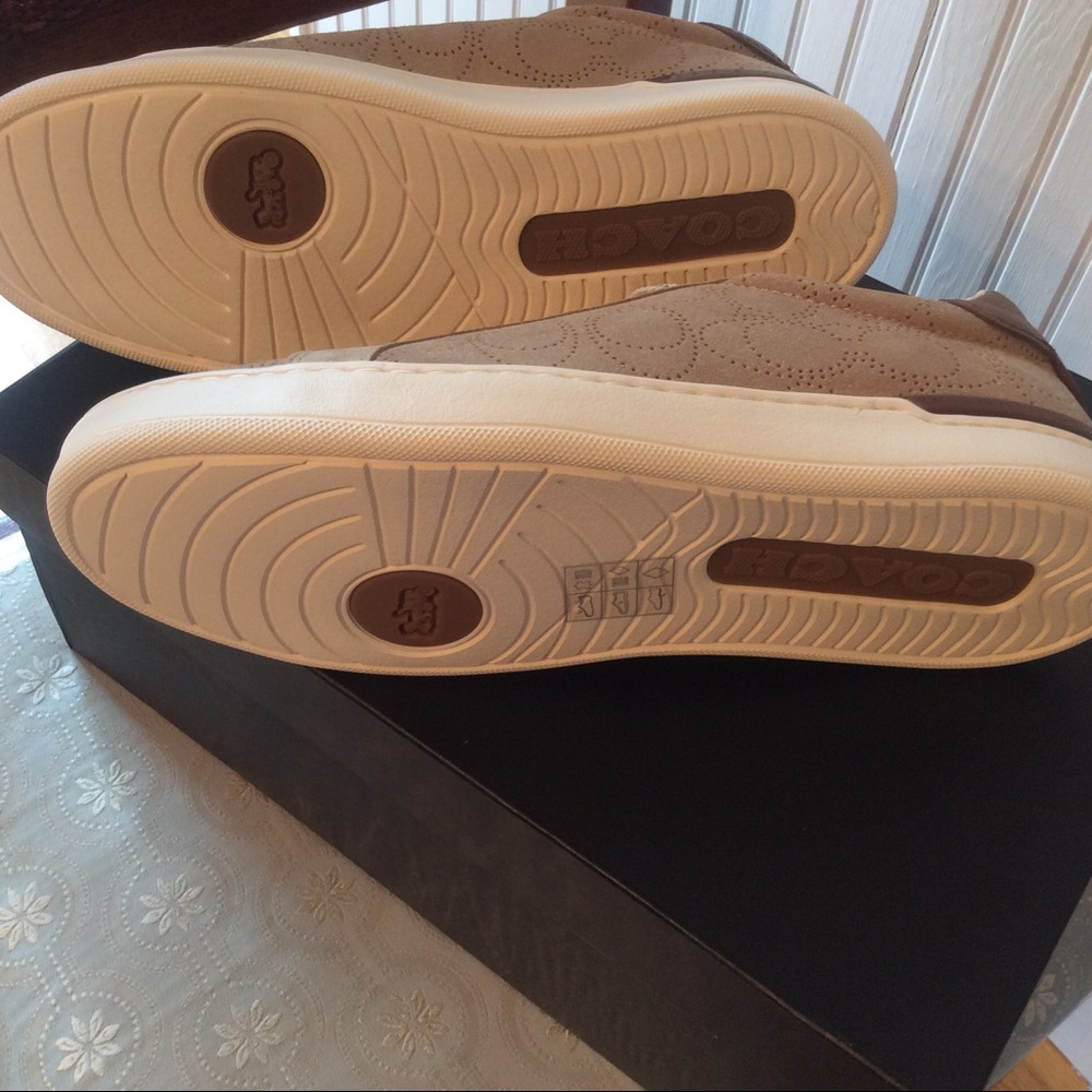 Men’s COACH Clip Low Top Sneakers - Picture 6 of 9